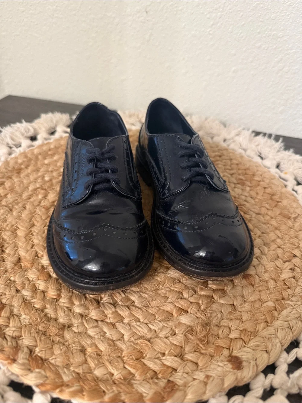 Gucci Kids BLack Patent Leather Wingtip Brogue Lace Up Shoes Size EU 27 US 10.5